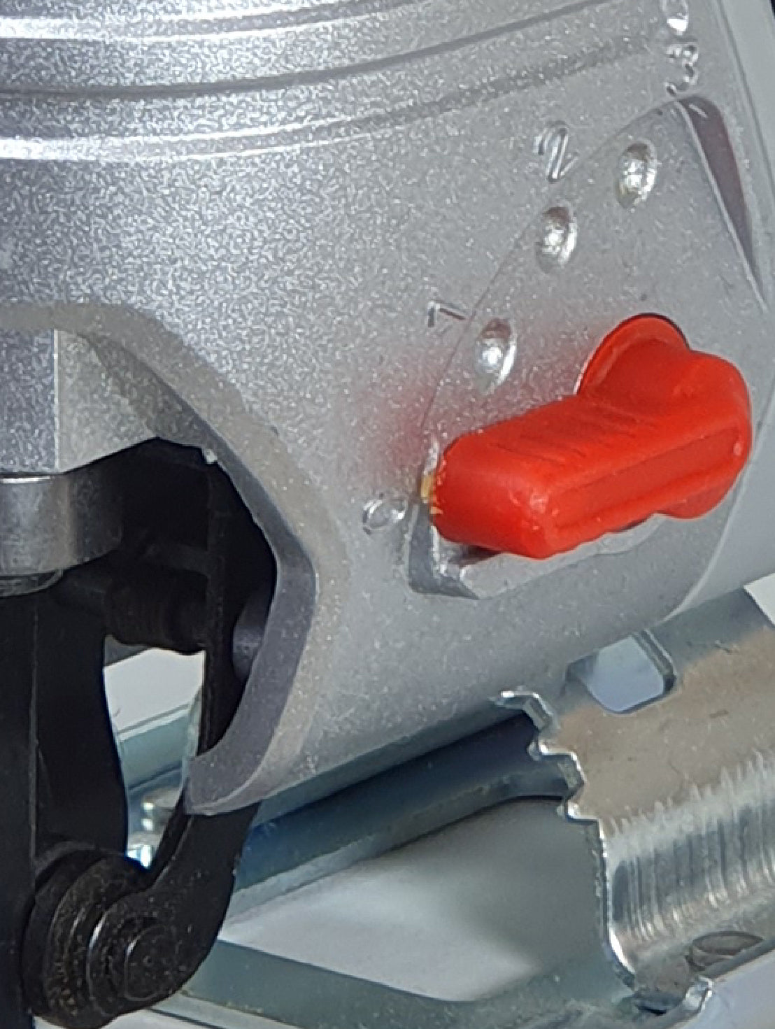 KOMBO Seghetto alternativo 650W